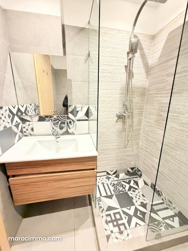 Comfortable 3-bedroom apartment for rent in Riviera. Parabolic system and secure residence — 5