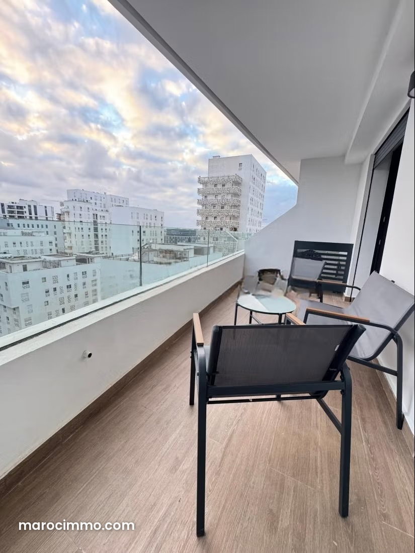 Studio meublé CFC, Casablanca : 68 m² au 9ᵉ étage, terrasse — Casablanca