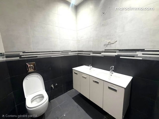 For Sale 163m2 Apartment in Racine — 2