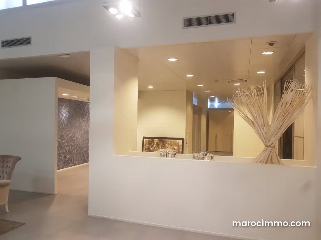 1,000 m² Commercial Premises with Mezzanine, Tangier City Centre — Tangier