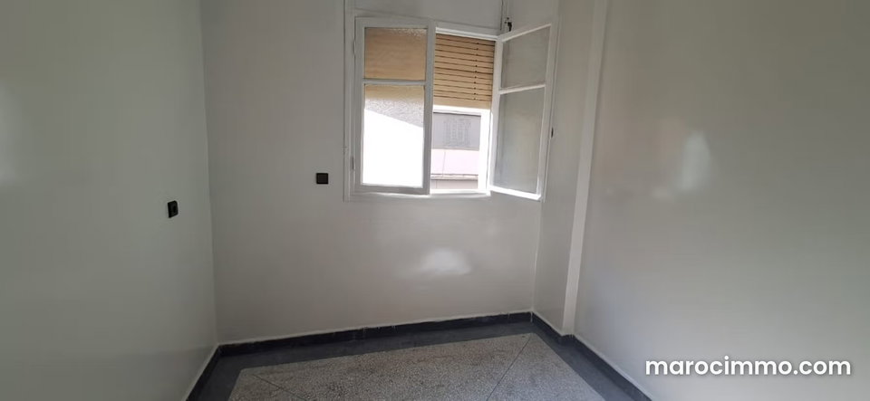 Appart 2 etg amal 1 sidi bernoussi 2000 dh