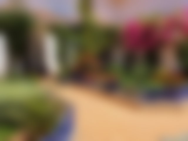 Villa 2500 m² avec piscine et jardin, Souissi, Rabat — 4