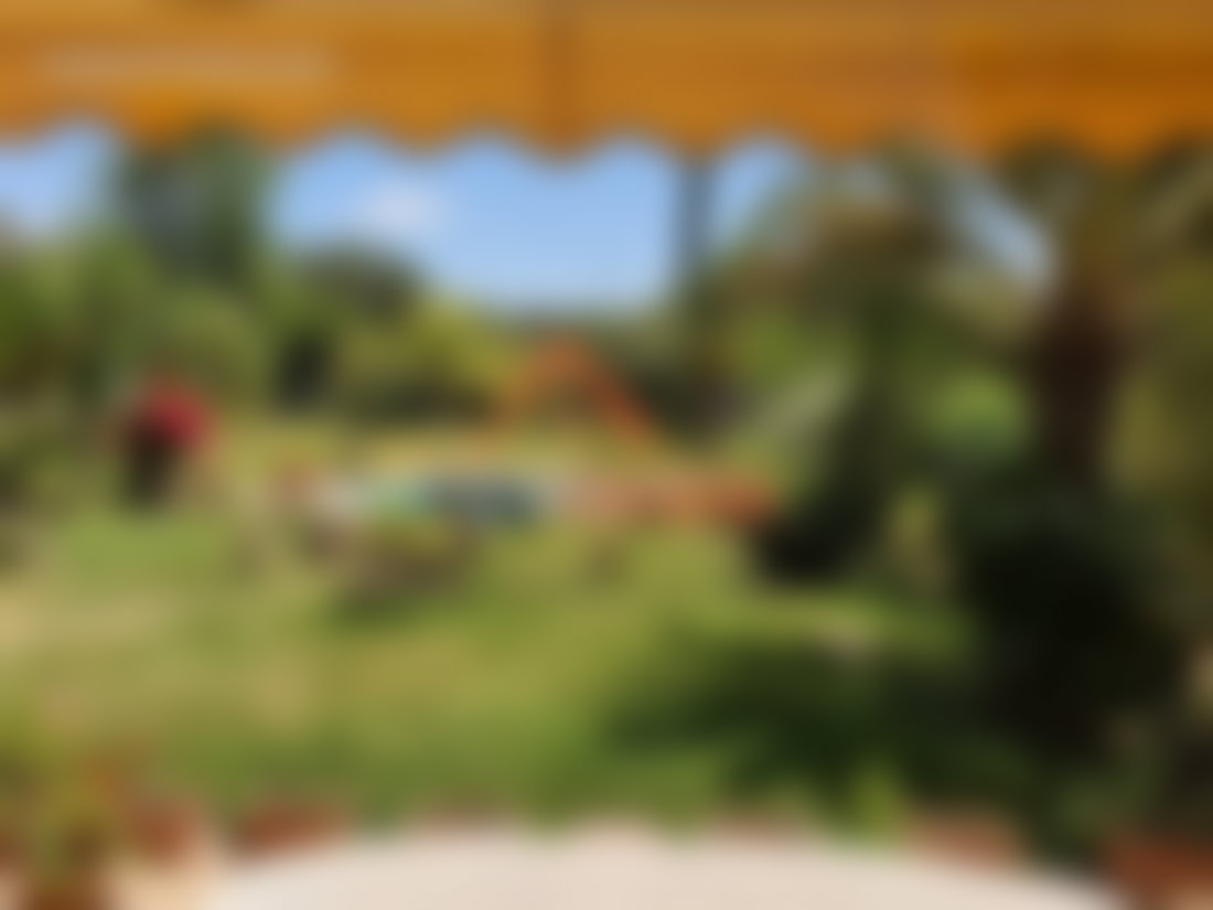 Villa 2500 m² avec piscine et jardin, Souissi, Rabat