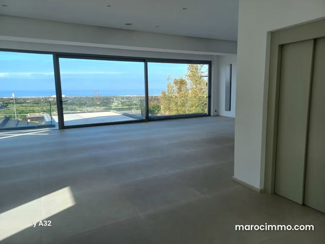 Exceptional Villa for Rent in Ain Diab. Contemporary Villa with Panoramic Ocean View – Terrace. 9 Rooms. Pool, Air Conditioning — Casablanca