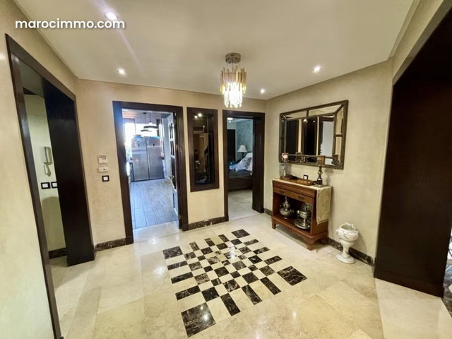 Spacious Apartment for Sale VE26016 — 3