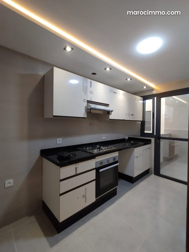 Appartement en vente à Martil. 2 belles chambres. Terrasse et ascenseur — 5