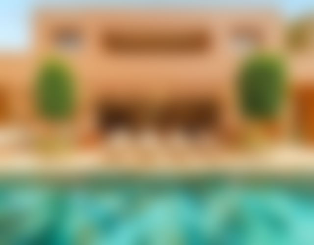 Villa 700 m² avec piscine et triple façade, Souissi, Rabat — Rabat
