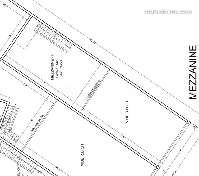 Local commercial EXLUSIF 133 m² RIVIERA BD GHANDI — 3