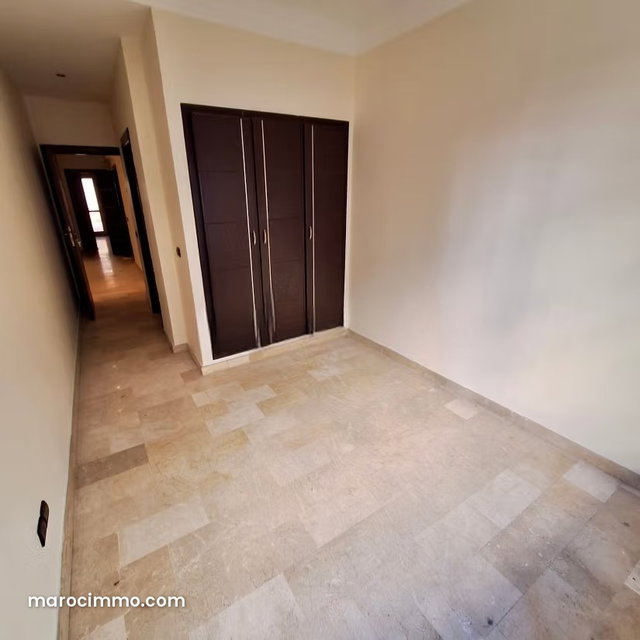 Appartement à Vendre bd 2 mars 124m — 4