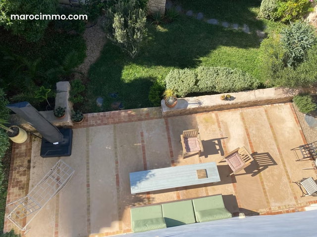 Villa en zone urbaine avec 6 chambres studio — 2