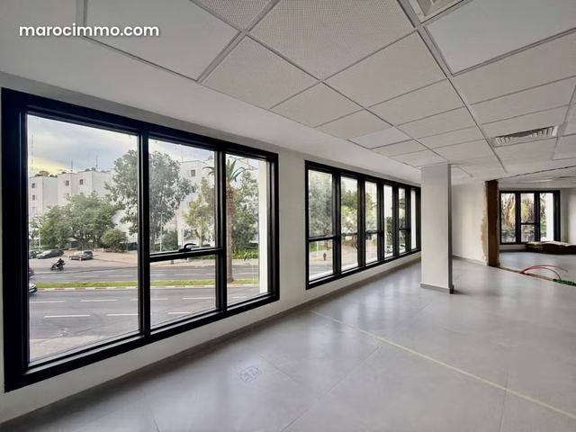 Plateau de Bureau 144 m² Boulevard Ghandi — الدار البيضاء