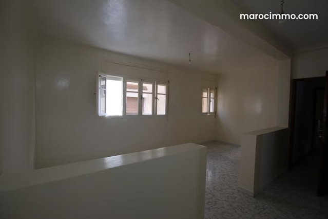 Immeuble R2,6 studios — 2