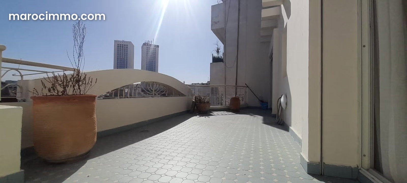 Appartement meublé avec terrasse à louer à Gauthier Casablanca — Casablanca