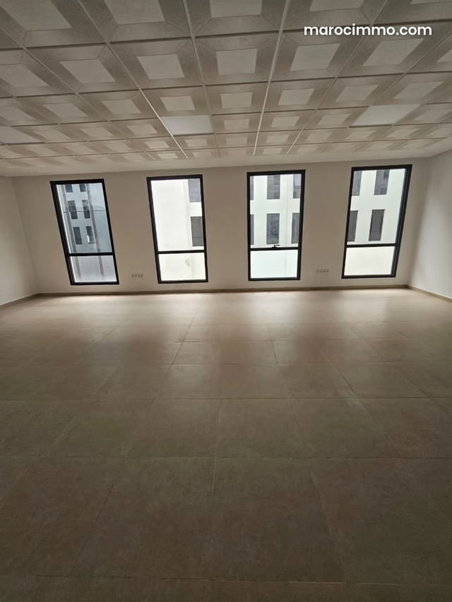 Bureau neuf de 59 m2 à louer — Casablanca