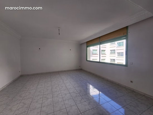 144 m² 2 Bedroom Sunlit Apartment for Sale — 4
