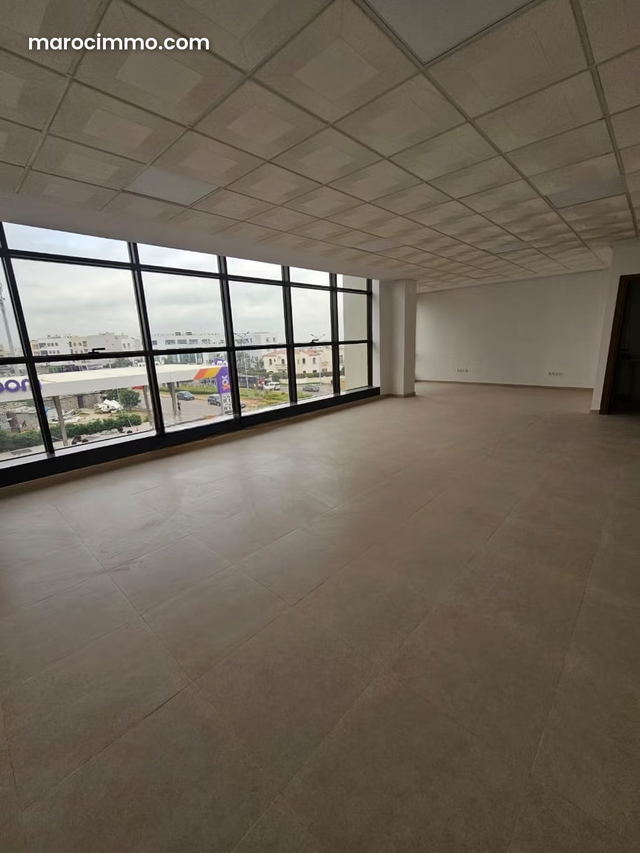 Bureau neuf de 68 m2 à louer — Casablanca