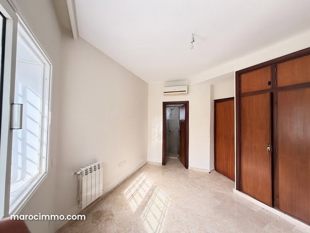Très jolie villa à vendre à hay riad vide — 3