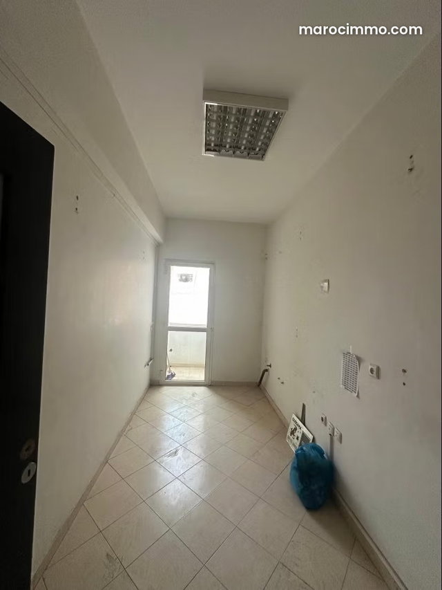 Bureaux en location tantan bourgogne — 2