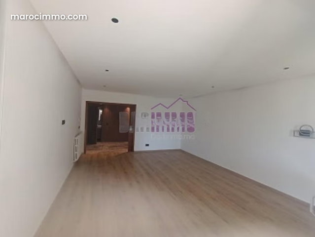 TrÃs bel appartement moderne Ã louer — 2