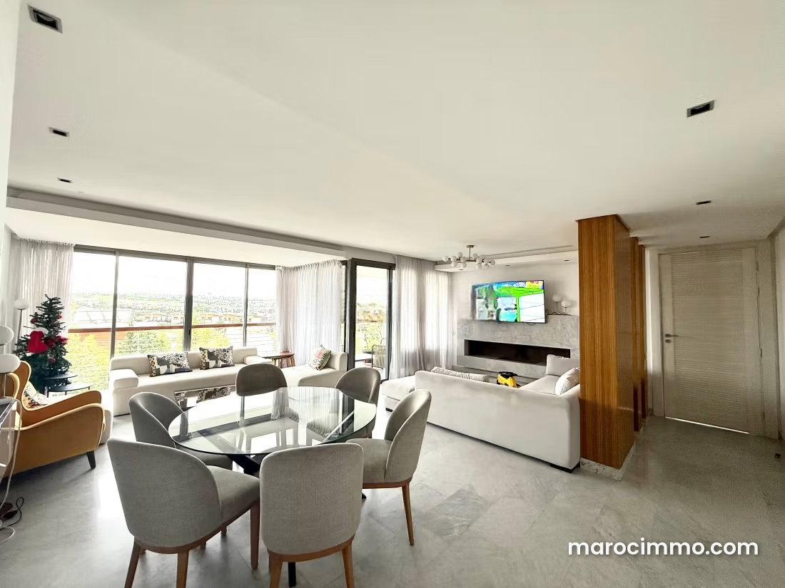 Appartement 183 m² avec piscine et jardin, Ville verte Bouskoura — Bouskoura