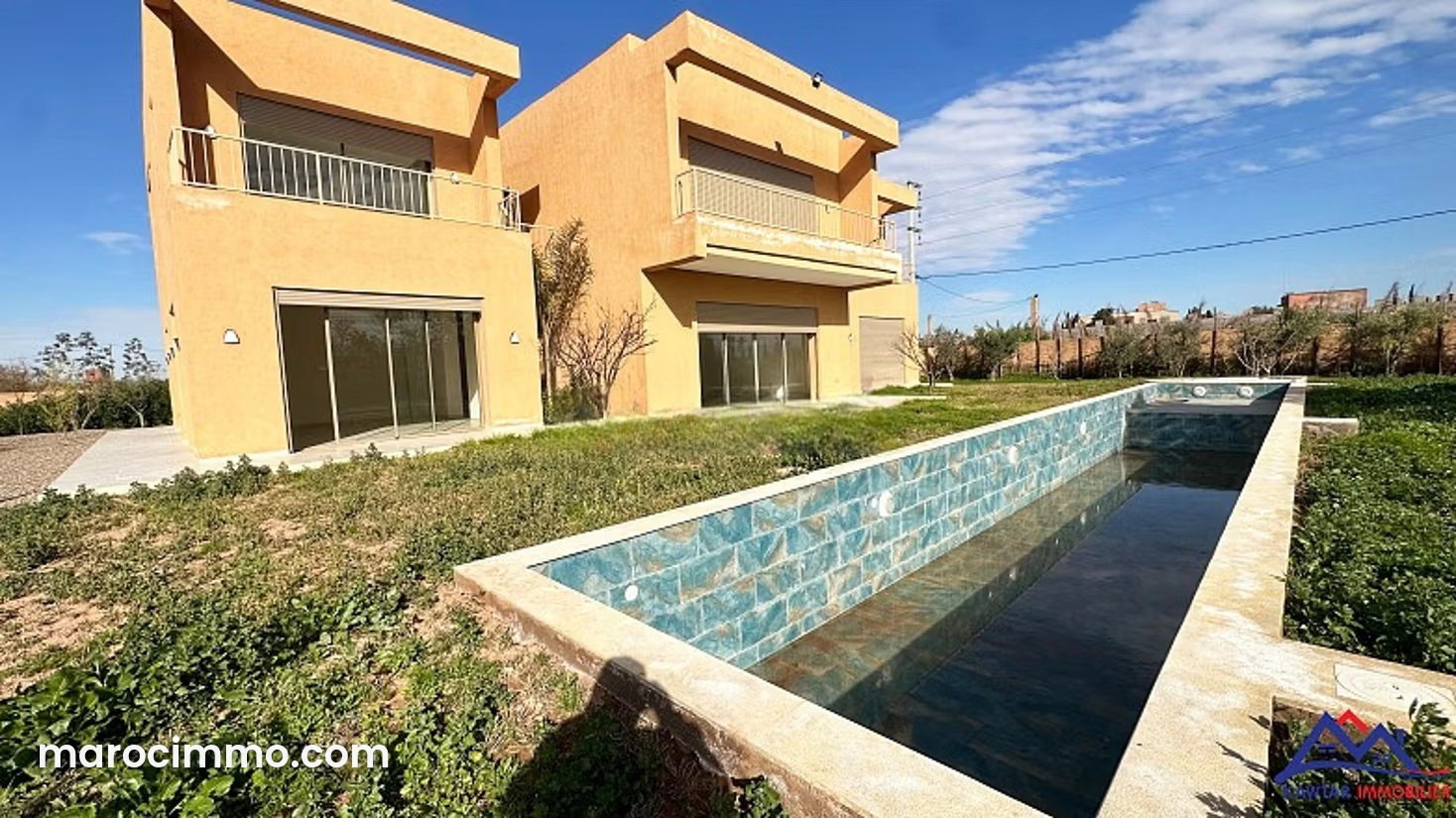 Villa neuve 505 m², jardin 1850 m² et piscine, Route de Fès — Marrakech