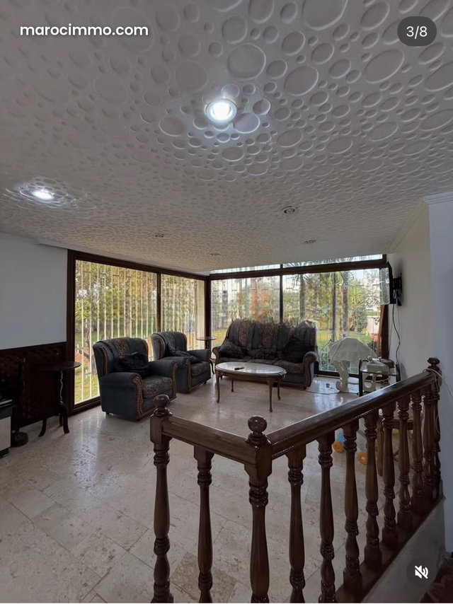 Villa à louer à Souissi — 3