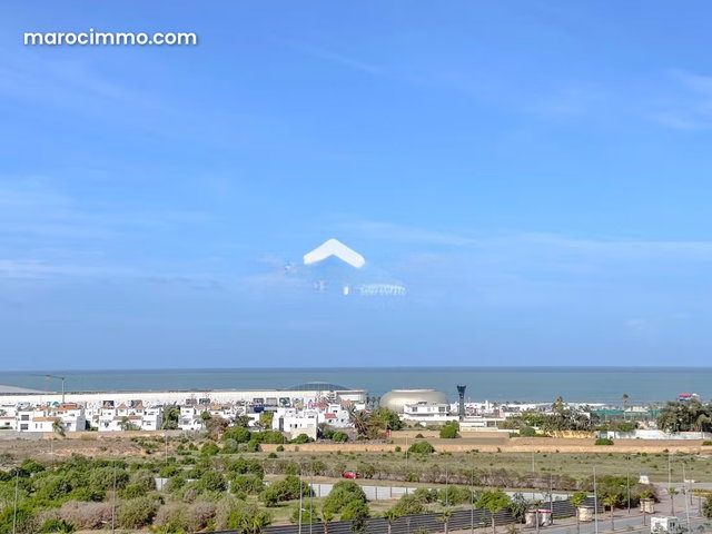 Appartement à louer à Ain Diab. 3 belles chambres. Meublé — 4