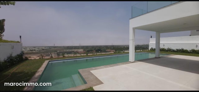 Villa piscine vue mer — 2