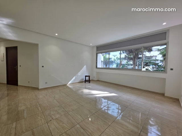 Renovated Ground Floor Apartment in Secure Residence — 3