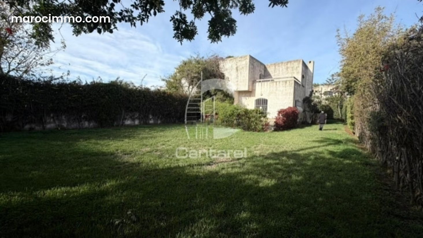 707 m² Villa with Garden, Aïn Diab, Casablanca — Casablanca