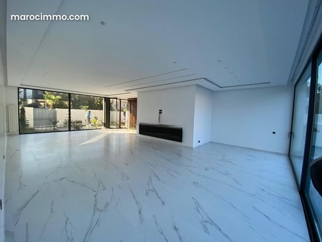 Villa de luxe à louer à Ain Diab. 7 pièces confortables. Jardin et terrasse — 3