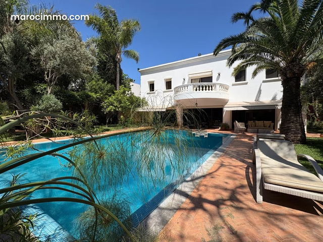 Villa à vendre à Californie 4 chambre et piscine — Casablanca