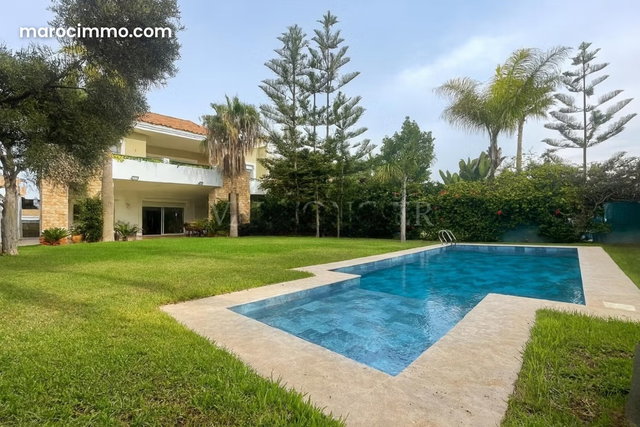 Vente Villa d’exception 4chambres avec piscine 863m2 à Dar Bouazza — 2