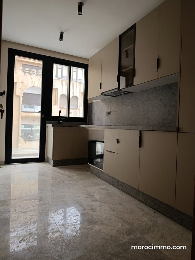 Luxurious Apartment for Rent in Les Hôpitaux. 2 Beautiful Bedrooms. Safe and Secure Residence — 3