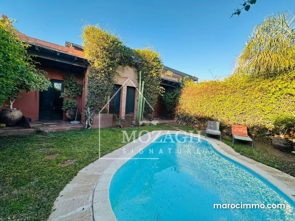Villa plain pied meublée avec piscine privée