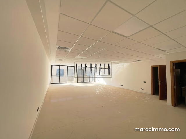 Bureau professionnel climatisé à louer – 86 m² — مراكش