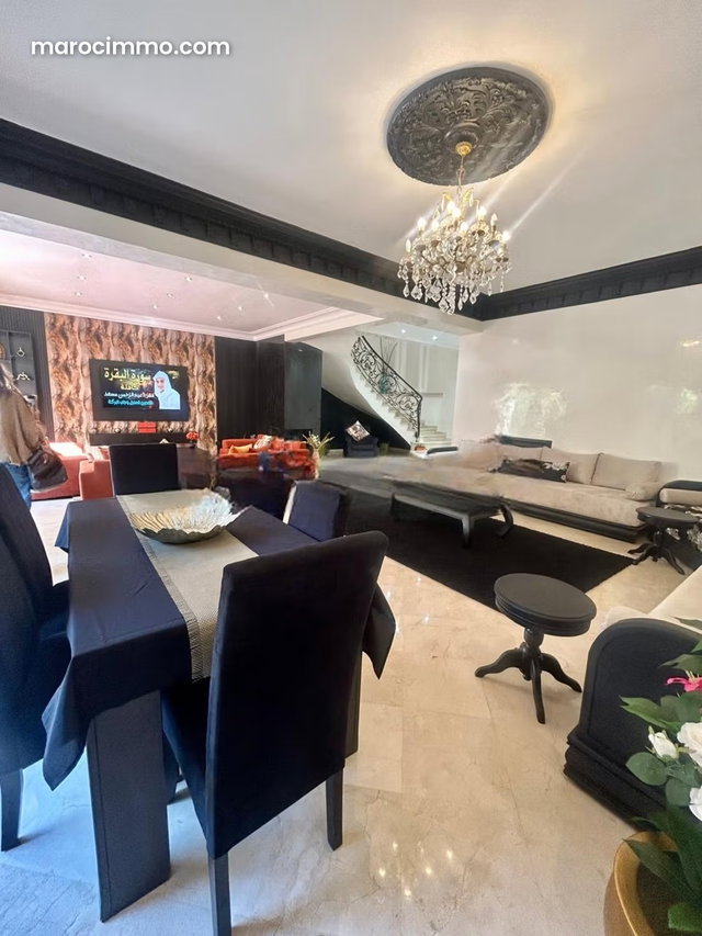 A louer belle villa meuble ain diab extension — 4