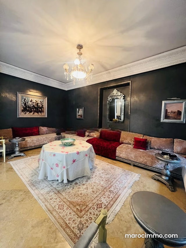 Somptueuse maison à vendre à Hay Targa. 5 pièces confortables. Bien meublé — 4