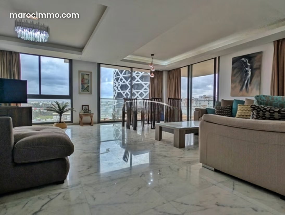 172 m² Furnished Apartment in Casablanca Finance City with Swimming Pool — Casablanca