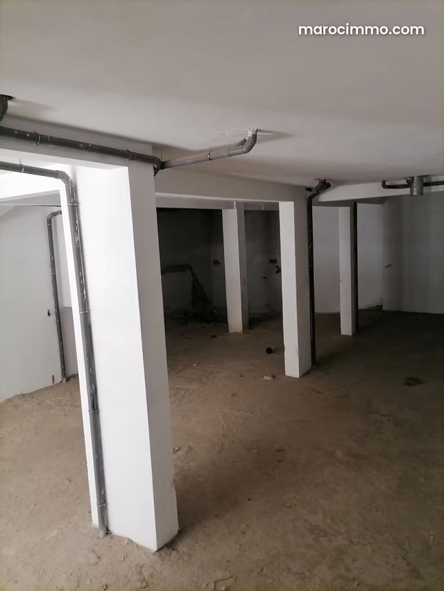 Local commercial a louer — Tanger