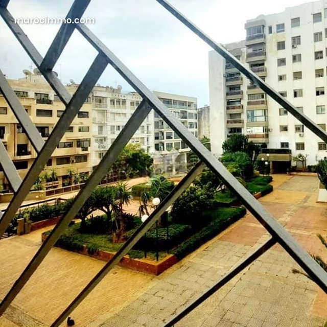 Appartement à Vendre de 143.0 m² à Casablanca, Maarif Extension — 5