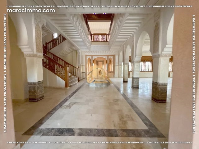 Palais à vendre à Route Tahanaout Km 14, Marrakech — 1 hectare — 5
