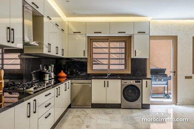 Villa meublée 6 ch à louer LD Agdal Marrakech — 3