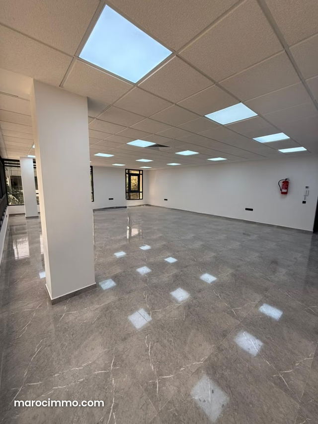 Immeuble De Bureaux Neuf à Louer Oulad Mâta — الرباط