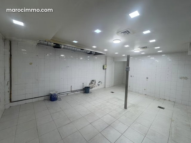 Local commercial Prime 164 M² Aménagé Bourgogne — 5