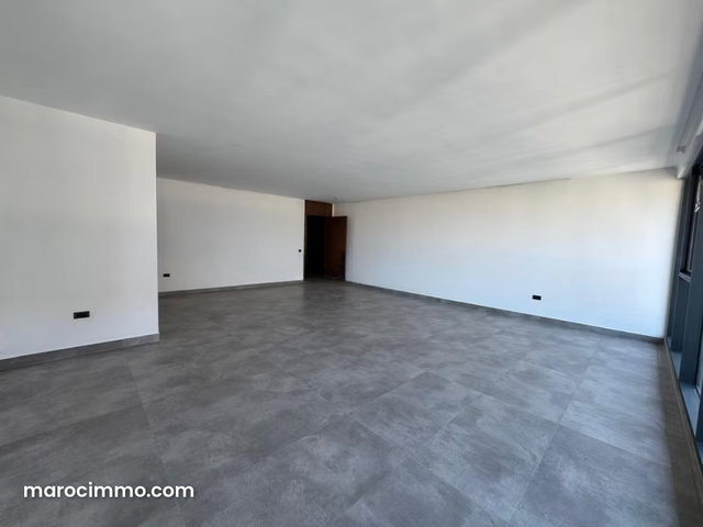 Bureau Neuf 64 M² Aménagé A Vendre — 4