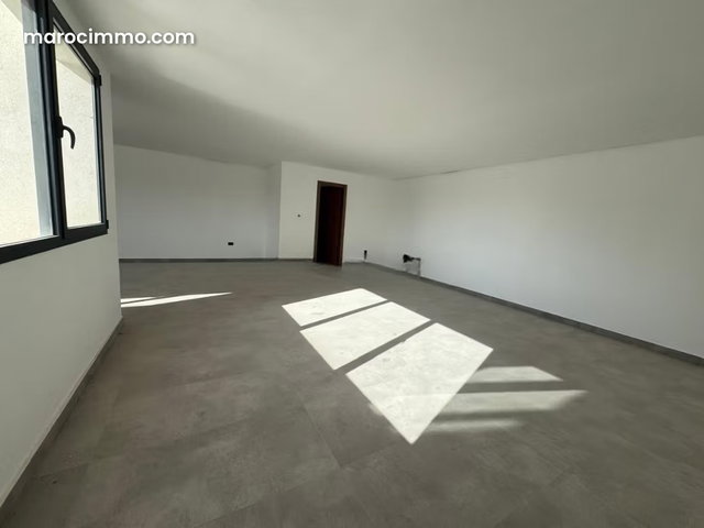 Bureau Neuf 87 M² Aménagé A Vendre — 4