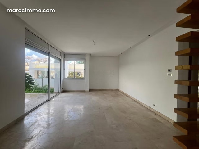 Villa Front golf à louer à Bouskoura — 3