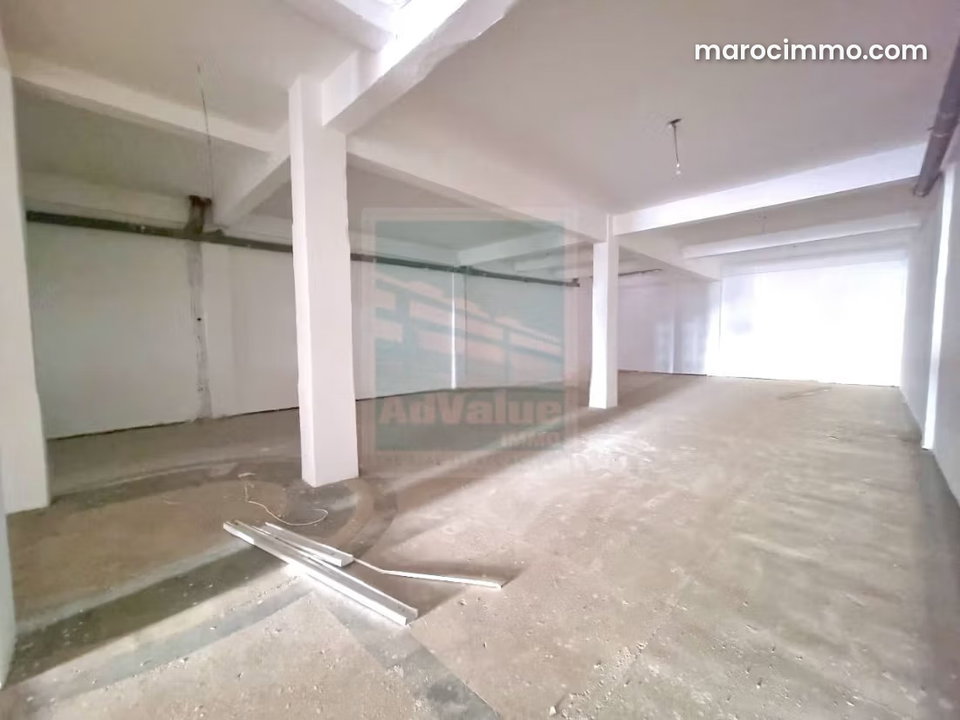 DV. 875: commercial property for sale in Beauséjour