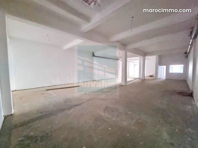 DV. 875: commercial property for sale in Beauséjour — 2